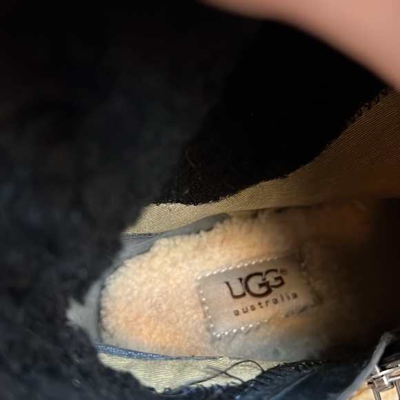 UGG Australia boots - Picture 7 of 7